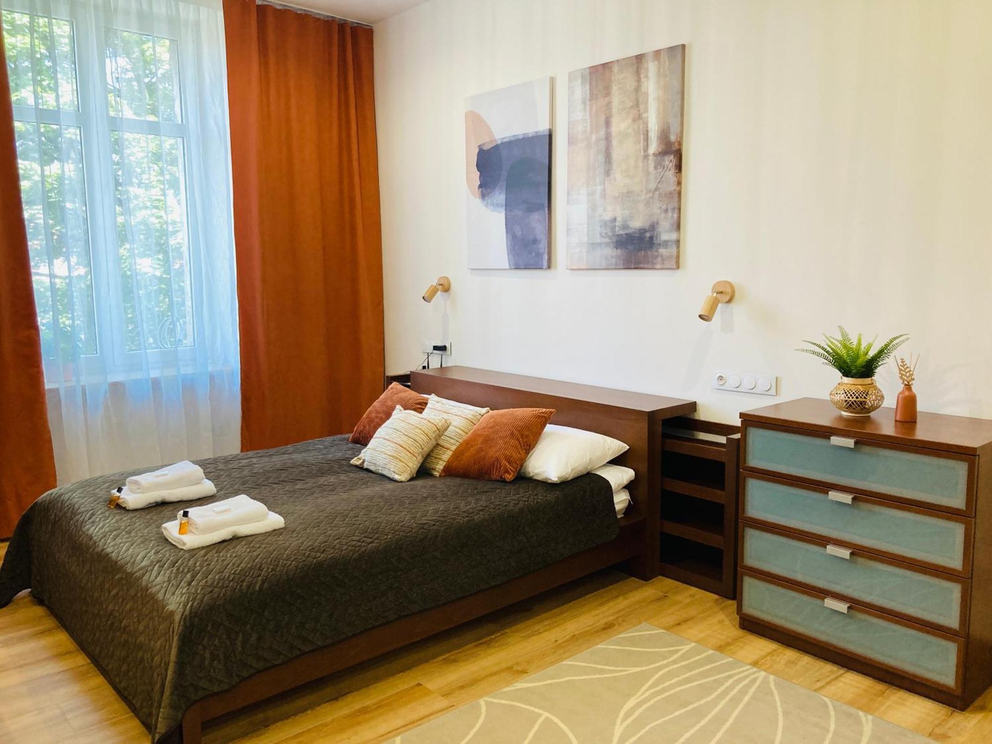 St. Cross Apartment คราคูฟ ภายนอก รูปภาพ